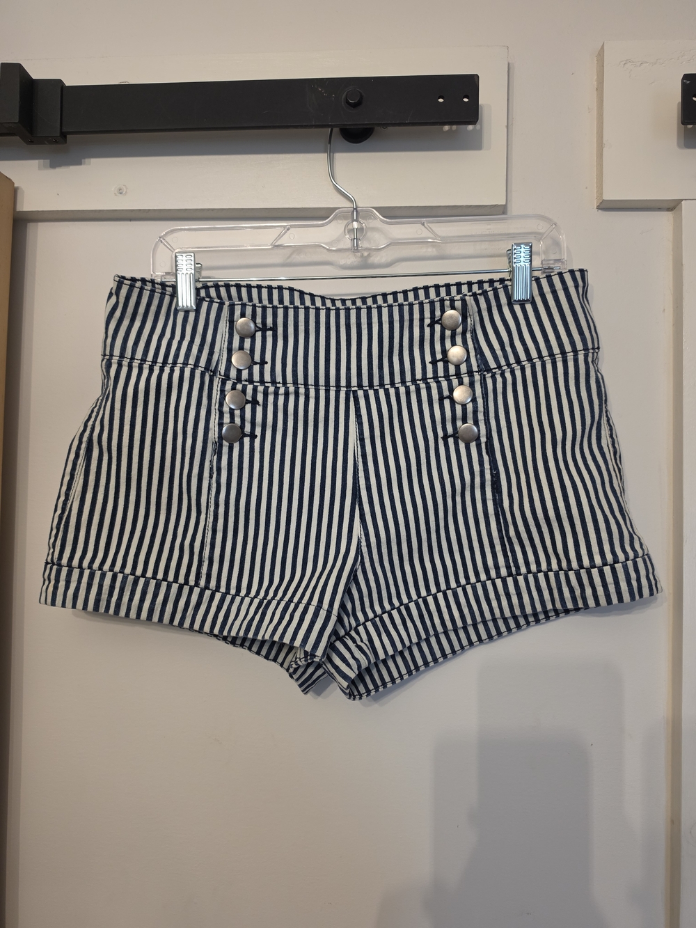 Vintage Forever 21 Striped Navy and White High-Waist Sailor Shorts (31)